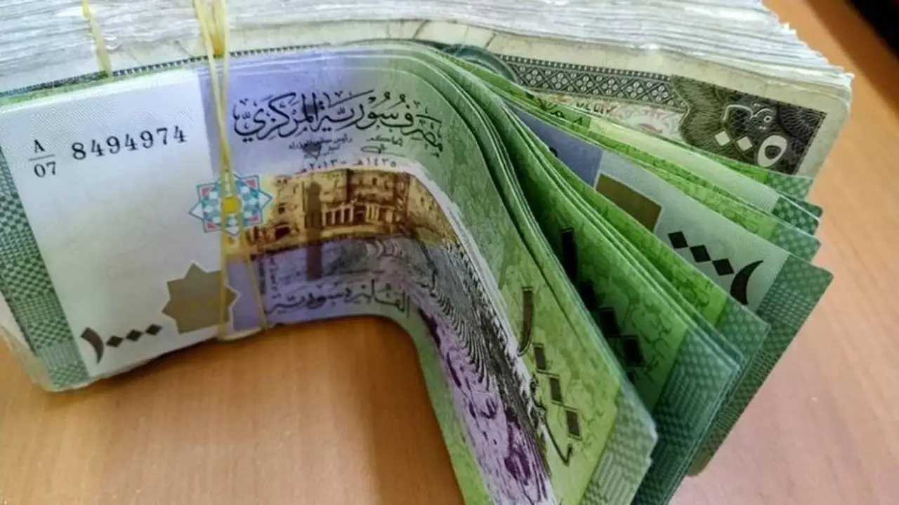 قفزة جديدة تهز الأسواق.. ارتفاع سعر الدولار في سوريا اليوم الأحد 30 نوفمبر 2025 بالسوق السوداء